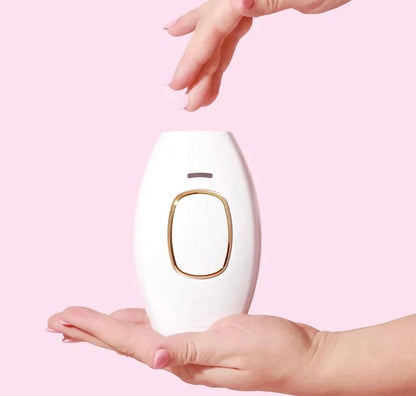 Lumea – Pijnvrije IPL Haarverwijderaar voor Thuisgebruik, nu tijdelijk met gratis flesje tea tree oil voor naverzorging